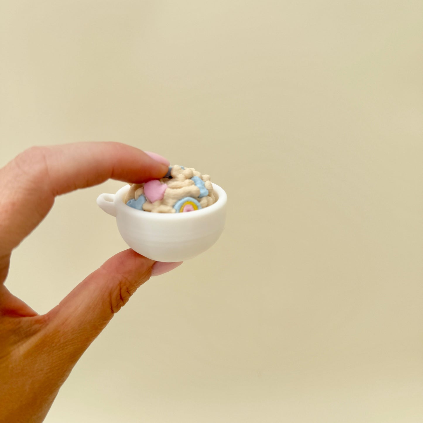 Compact cereal bowl clicker designed for quick focus breaks at a desk.