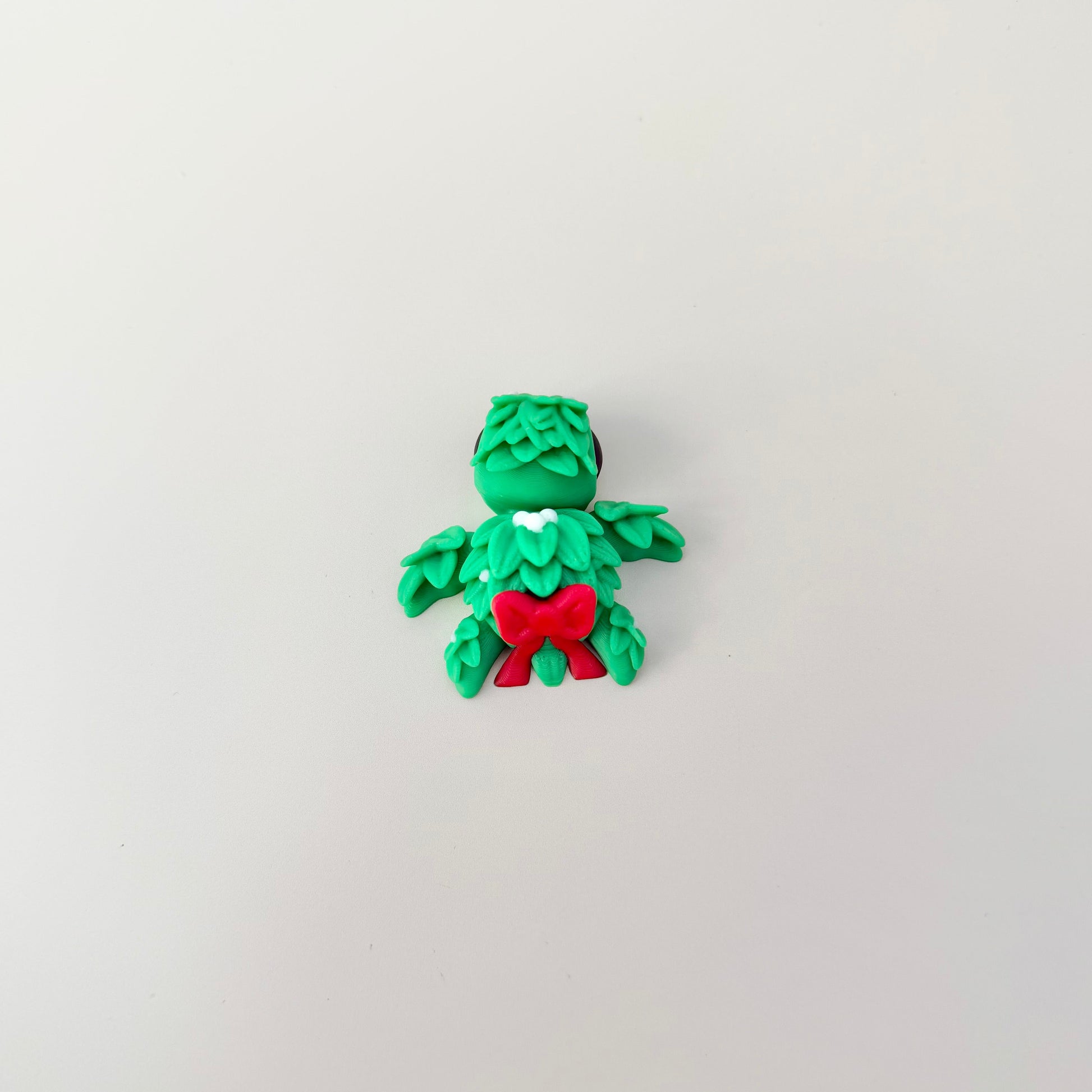Mini holiday-themed fidget for sensory use

