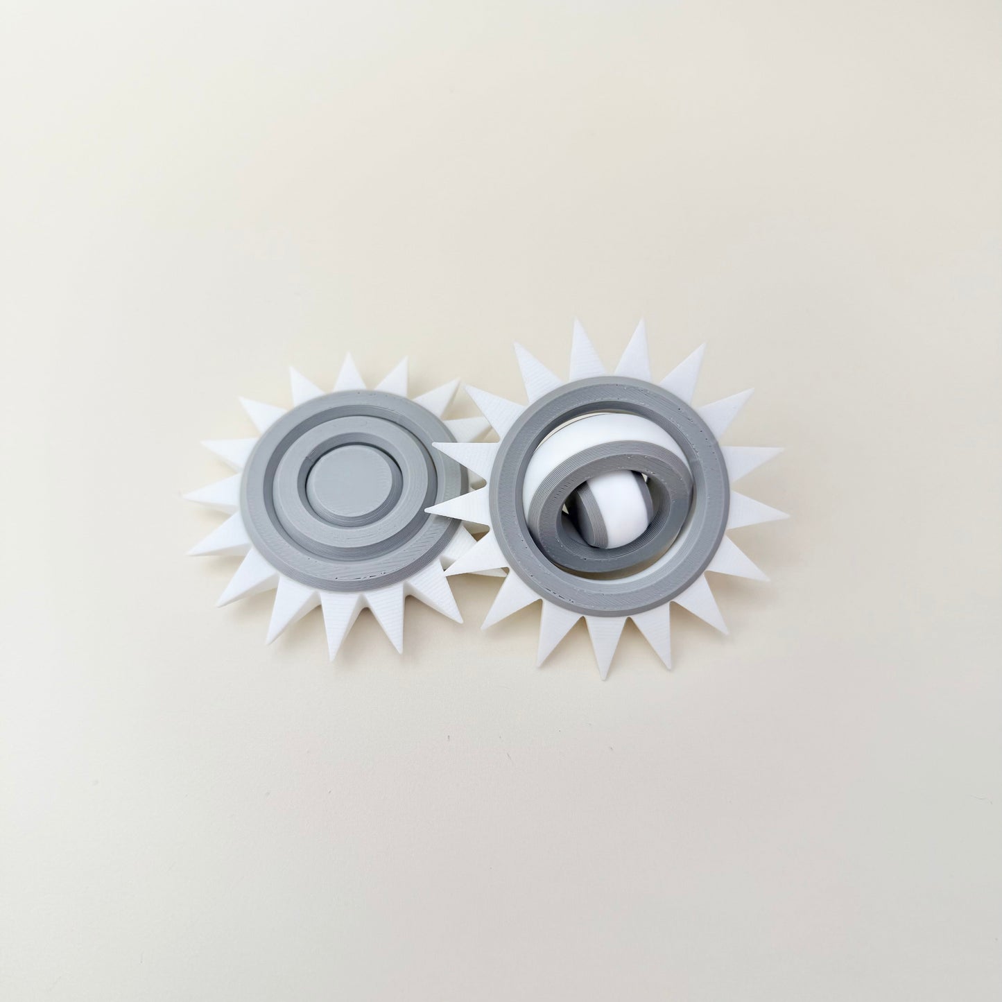 compact 7 cm spinner designed for high-level tactile stimming