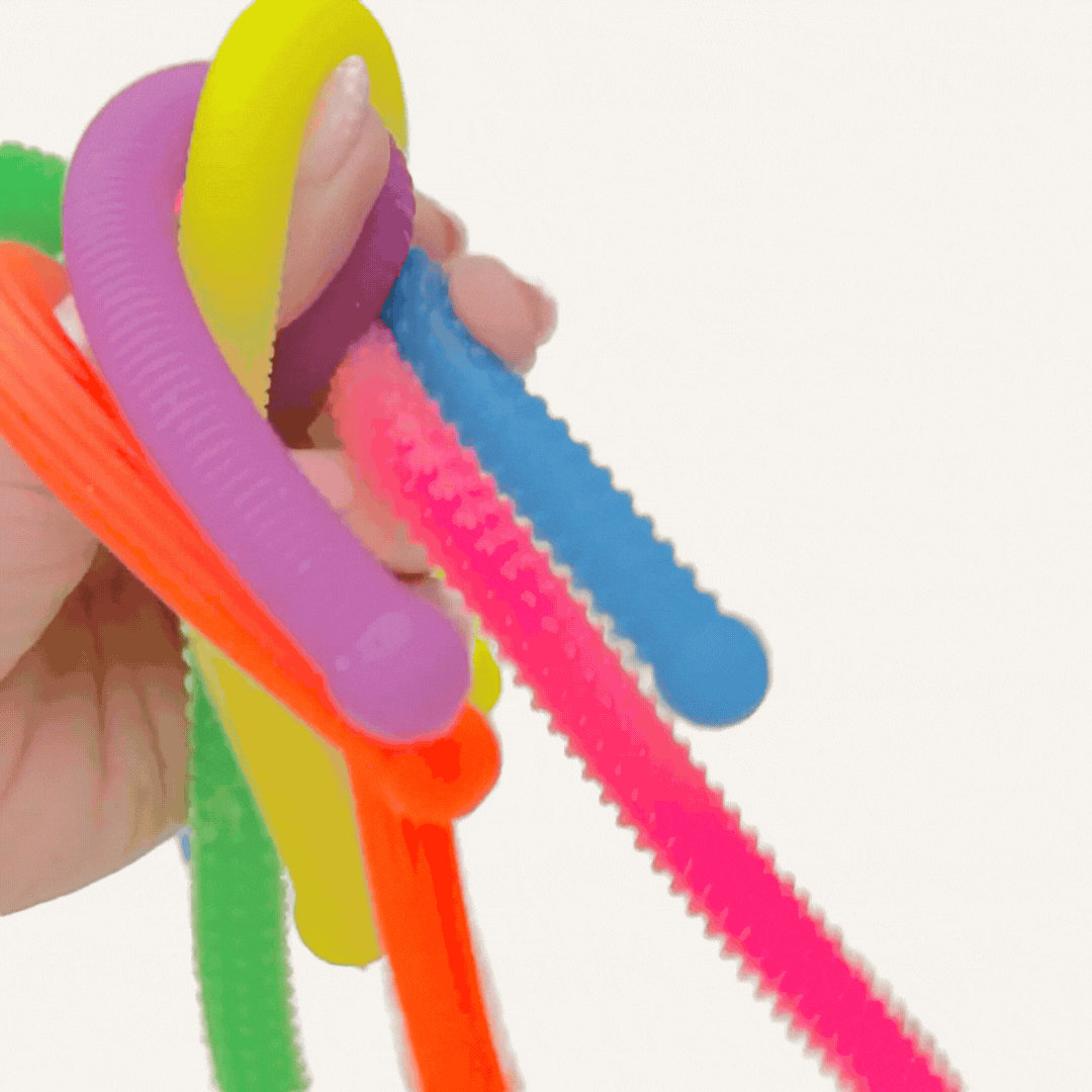 Pocket-friendly fidget toy for subtle stimming, concentration and stress relief at school, work or on the go.
