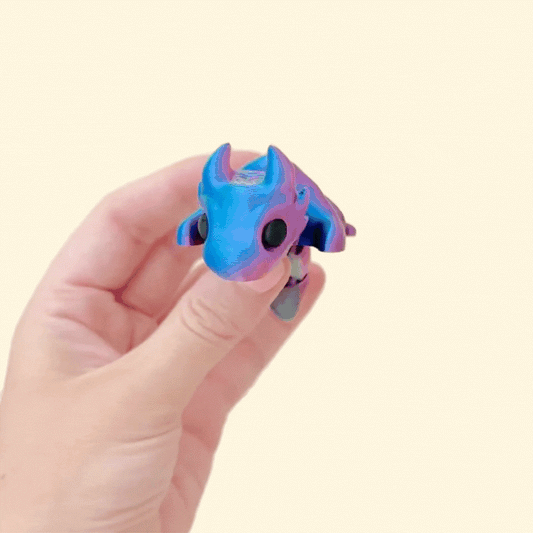 Mythical style dragon fidget designed for sensory play and display.
