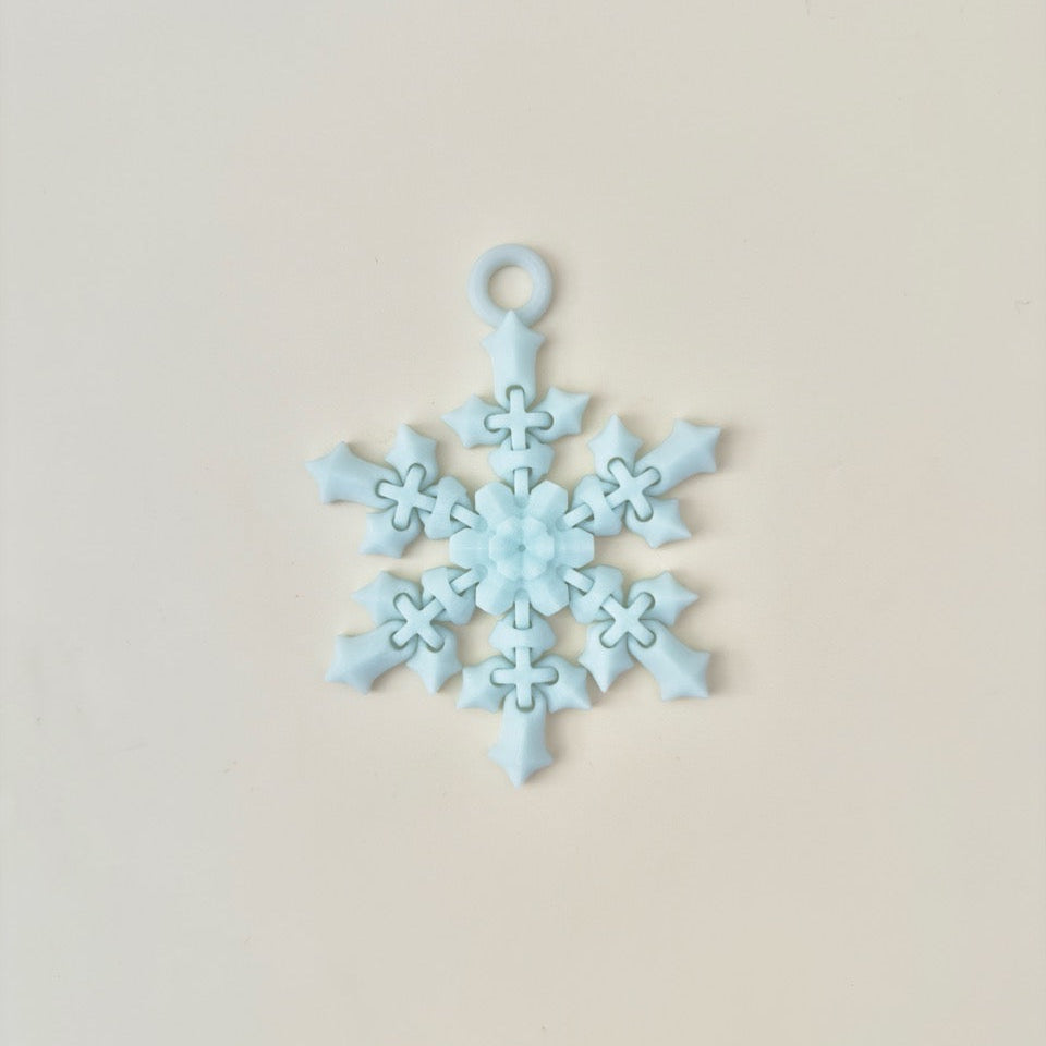 Fully flexible fidget with smooth and traceable sections for calming play.
