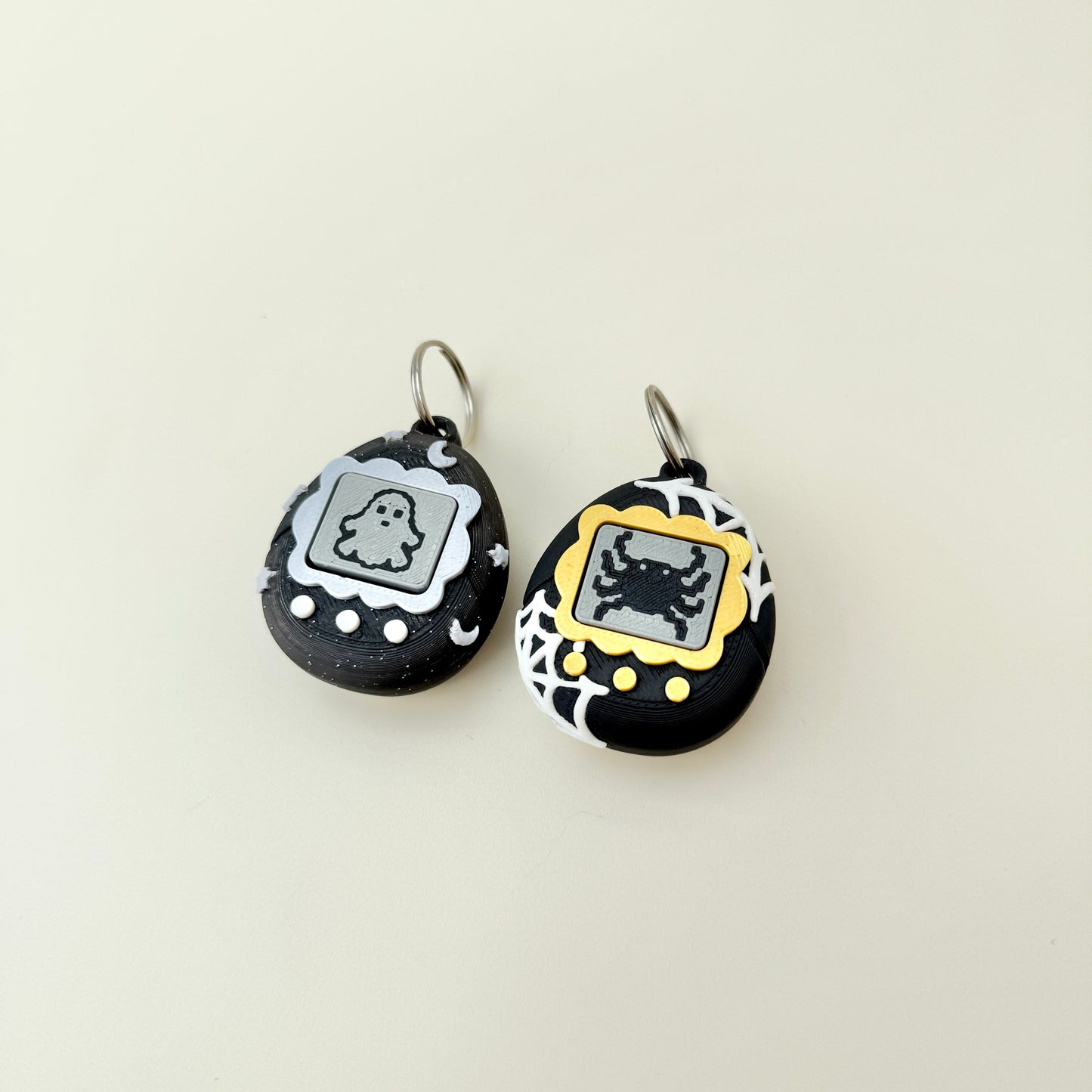 halloween pixel-pet style keyring clicker with tactile details
