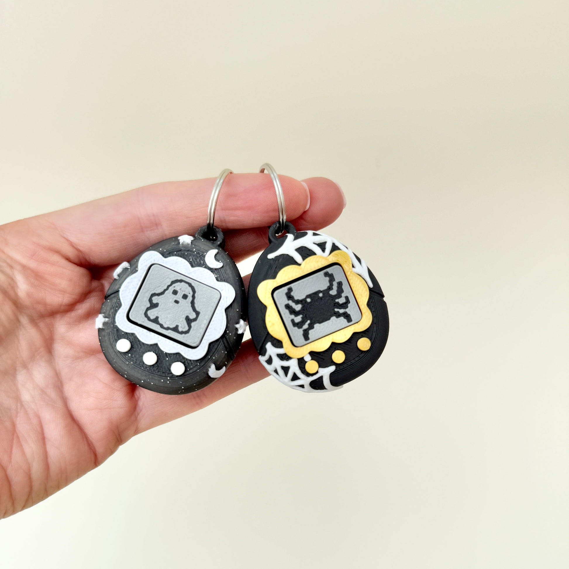 compact halloween fidget toy with press-to-click centre and raised texture
