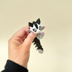 Beautifully detailed sensory toy with lifelike colours, ideal for animal lovers.