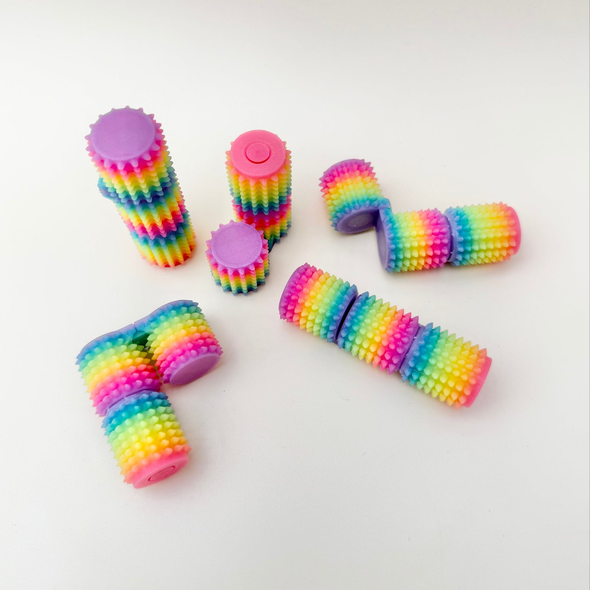 Glow-in-the-dark sensory tool for grounding and fidget play
