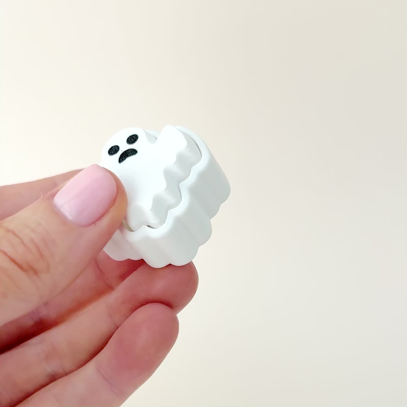 Ghost Clicker – Flexi Fidgets Co.